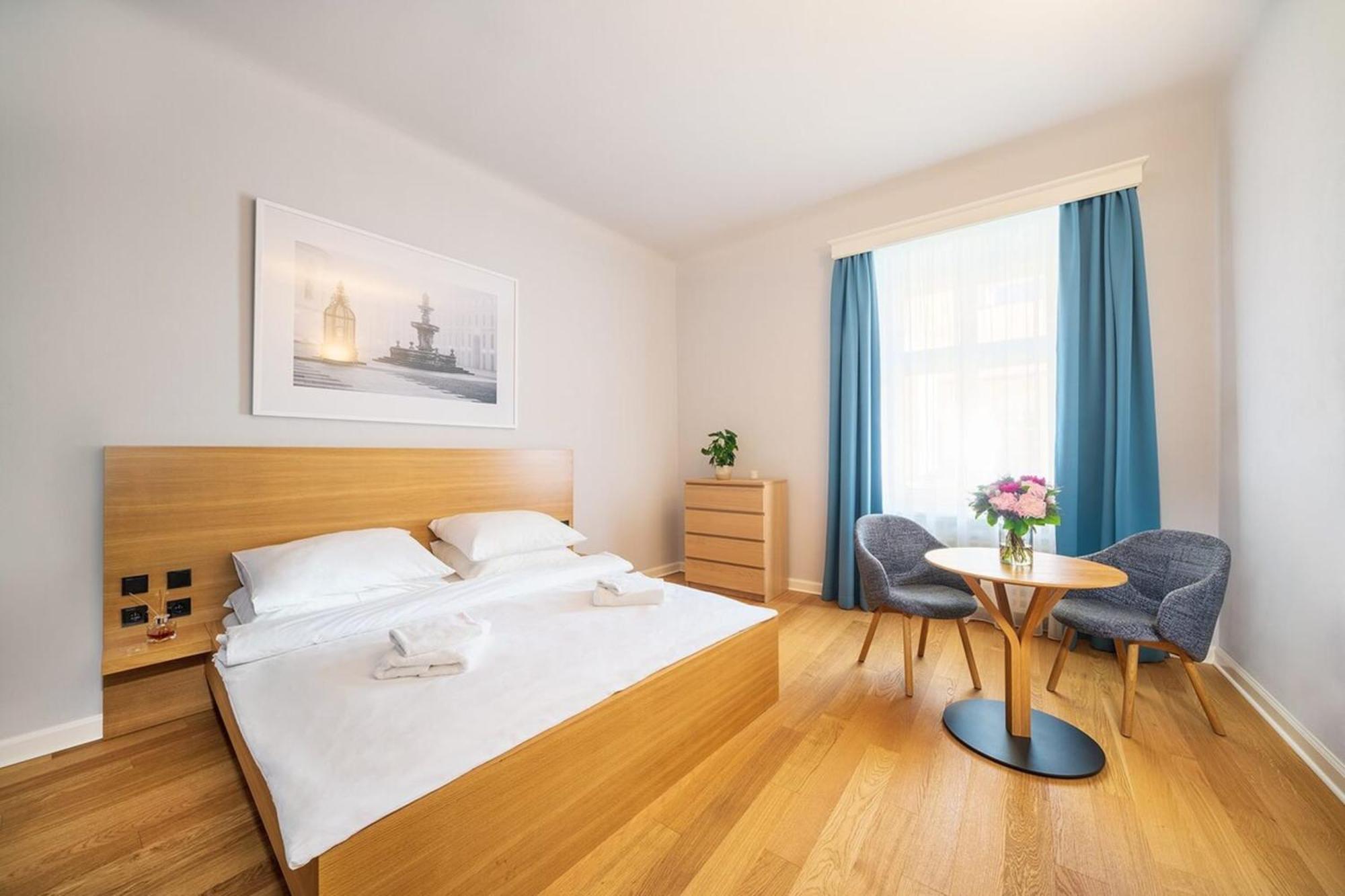 Quiet City Center Apartment In Hip & Foodie Area Prague Ngoại thất bức ảnh