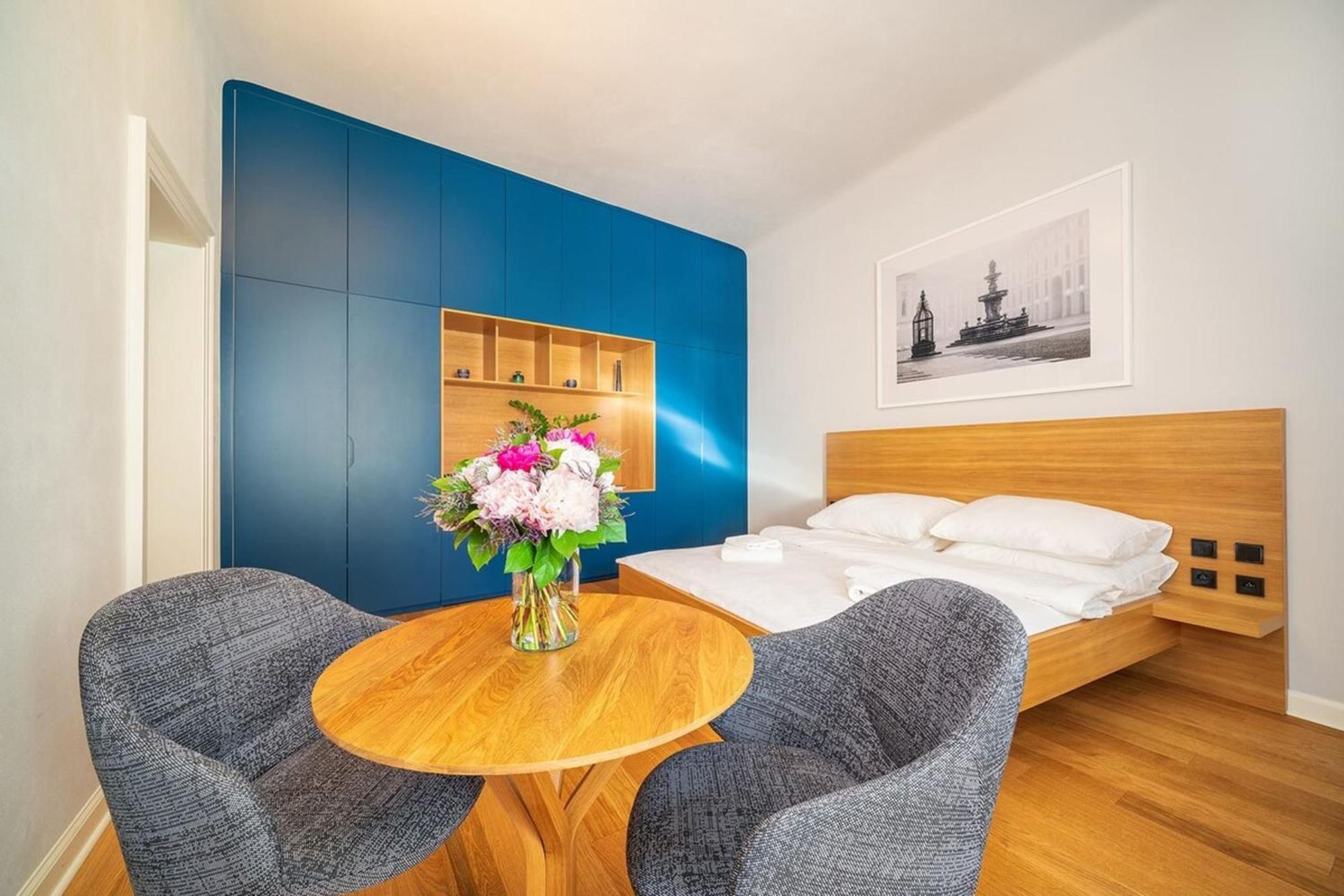 Quiet City Center Apartment In Hip & Foodie Area Prague Ngoại thất bức ảnh